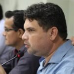 Johnys Basso reivindica troca de lâmpadas na Alaíde Correa da Silva